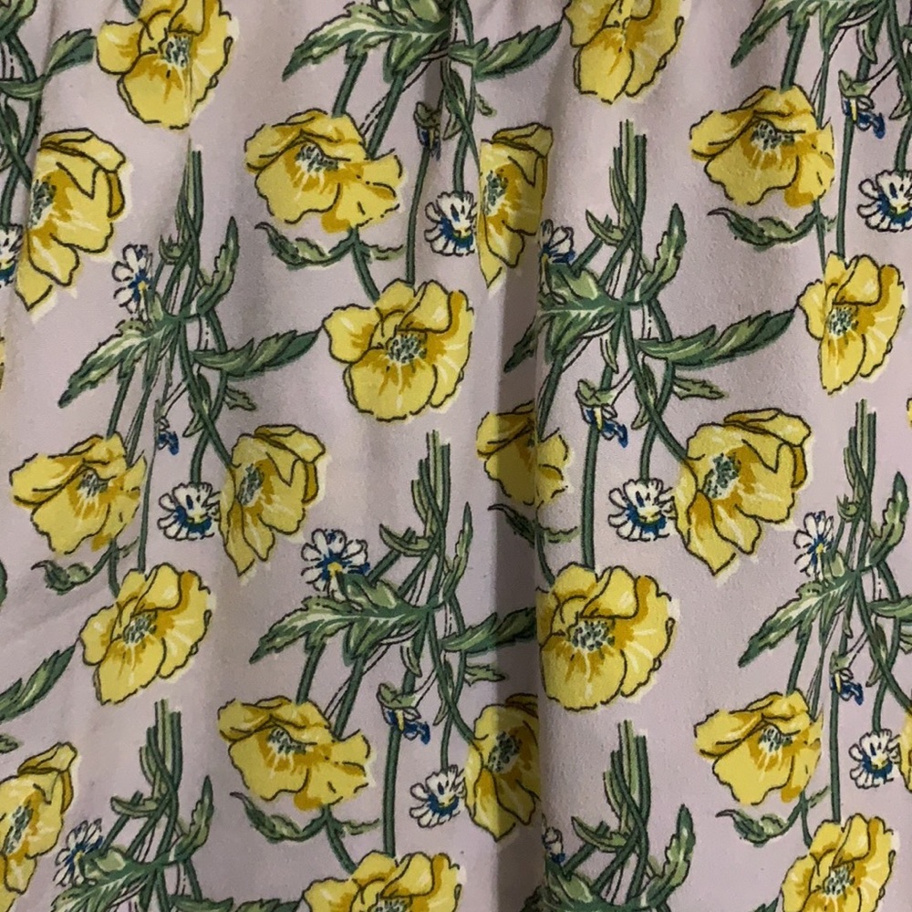 3/4 Sleeve Yellow Flower and Lace Top - Picture 3 of 7